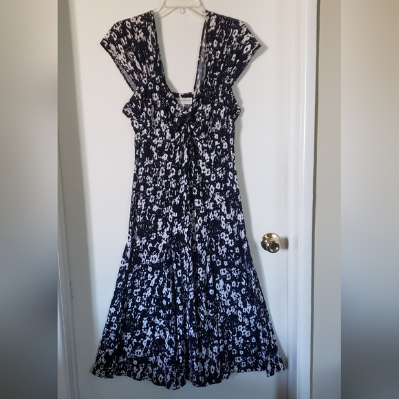 Simon Jeffery Dresses & Skirts - Abstract B&W Dress